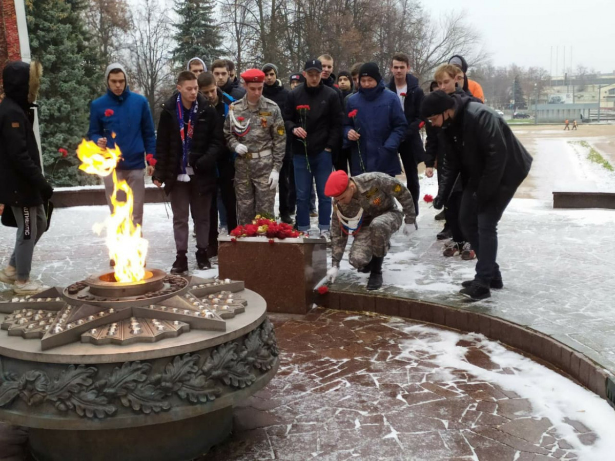 Церемония возложения цветов в День Неизвестного Солдата прошла в Нижнем Новгороде